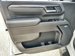 GMC Sierra 2500HD AT4 4WD Crew Cab 159" 2026