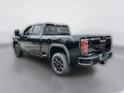 GMC Sierra 2500HD AT4 4WD Crew Cab 159" 2026