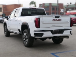 GMC Sierra 2500HD Denali 4WD Crew Cab 159" 2026