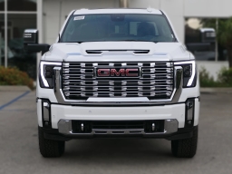 GMC Sierra 2500HD Denali 4WD Crew Cab 159" 2026