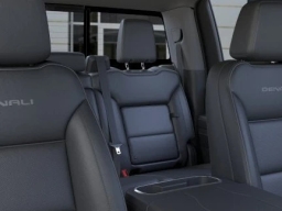 GMC Sierra 2500HD Denali 4WD Crew Cab 159" 2026