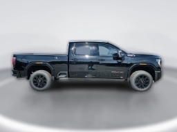 GMC Sierra 3500HD AT4 4WD Crew Cab 159" 2026
