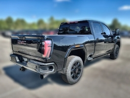 GMC Sierra 3500HD AT4 4WD Crew Cab 159" 2026