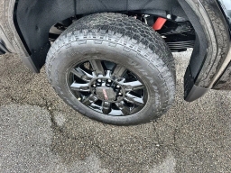 GMC Sierra 3500HD AT4 4WD Crew Cab 159" 2026