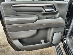 GMC Sierra 3500HD AT4 4WD Crew Cab 159" 2026