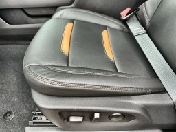 GMC Sierra 3500HD AT4 4WD Crew Cab 159" 2026