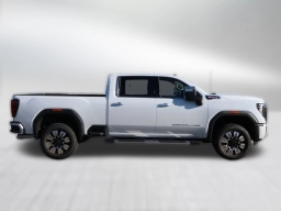 GMC Sierra 3500HD Denali 4WD Crew Cab 159" 2026