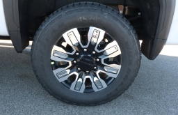 GMC Sierra 3500HD Denali 4WD Crew Cab 159" 2026