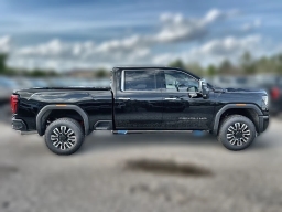 GMC Sierra 2500HD Denali Ultimate 4WD Crew Cab 159" 2026