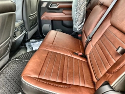 GMC Sierra 2500HD Denali Ultimate 4WD Crew Cab 159" 2026