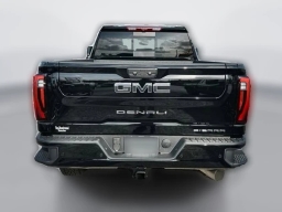 GMC Sierra 2500HD Denali Ultimate 4WD Crew Cab 159" 2026