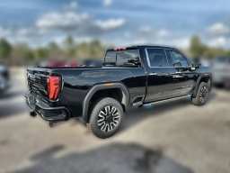 GMC Sierra 2500HD Denali Ultimate 4WD Crew Cab 159" 2026