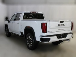 GMC Sierra 2500HD Denali Ultimate 4WD Crew Cab 159" 2026
