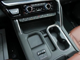 GMC Sierra 2500HD Denali Ultimate 4WD Crew Cab 159" 2026