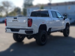 GMC Sierra 2500HD Denali Ultimate 4WD Crew Cab 159" 2026