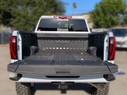 GMC Sierra 2500HD Denali Ultimate 4WD Crew Cab 159" 2026