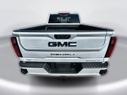 GMC Sierra 2500HD Denali Ultimate 4WD Crew Cab 159" 2026