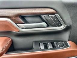 GMC Sierra 2500HD Denali Ultimate 4WD Crew Cab 159" 2026