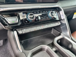 GMC Sierra 2500HD Denali Ultimate 4WD Crew Cab 159" 2026