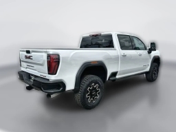 GMC Sierra 2500HD AT4X 4WD Crew Cab 159" 2026
