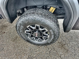 GMC Sierra 2500HD AT4X 4WD Crew Cab 159" 2026