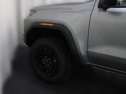 GMC Canyon 2WD Elevation 2WD Crew Cab 2026