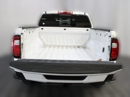 GMC Canyon 2WD Elevation Crew Cab 2025