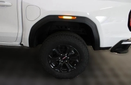 GMC Canyon 2WD Elevation Crew Cab 2025