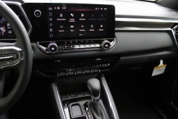 GMC Canyon 2WD Elevation Crew Cab 2025