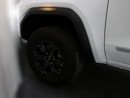 GMC Canyon 2WD Elevation Crew Cab 2025