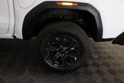 GMC Canyon 2WD Elevation Crew Cab 2025