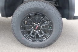 GMC Canyon 4WD Elevation 4WD Crew Cab 2026