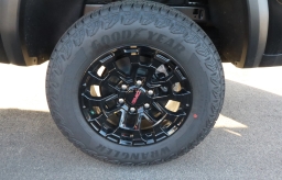 GMC Canyon 4WD Elevation 4WD Crew Cab 2026