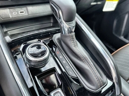 GMC Canyon 4WD AT4 4WD Crew Cab 2026