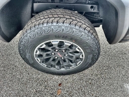 GMC Canyon 4WD AT4 4WD Crew Cab 2026