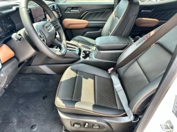 GMC Canyon 4WD AT4 4WD Crew Cab 2026