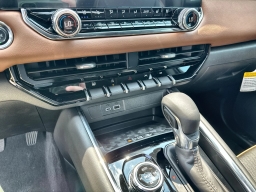 GMC Canyon 4WD AT4 4WD Crew Cab 2026