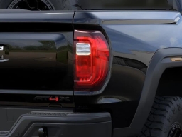 GMC Canyon 4WD AT4X 4WD Crew Cab 2026
