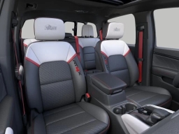 GMC Canyon 4WD AT4X 4WD Crew Cab 2026