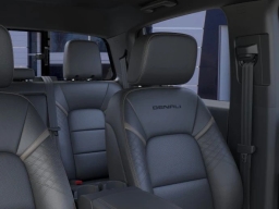 GMC Canyon 4WD Denali 4WD Crew Cab 2026