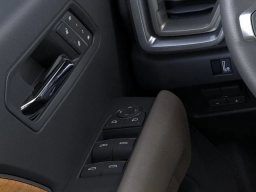 GMC Canyon 4WD Denali 4WD Crew Cab 2026