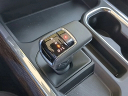 GMC Sierra 1500 Elevation 4WD Crew Cab 147" 2026