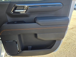 GMC Sierra 1500 AT4 4WD Crew Cab 147" 2026