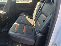 GMC Sierra 1500 AT4 4WD Crew Cab 147" 2026