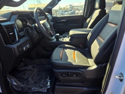 GMC Sierra 1500 AT4 4WD Crew Cab 147" 2026