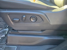 GMC Sierra 1500 AT4 4WD Crew Cab 147" 2026