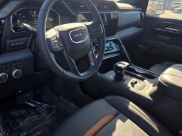 GMC Sierra 1500 AT4 4WD Crew Cab 147" 2026