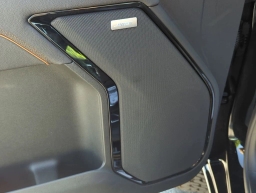 GMC Sierra 1500 AT4 4WD Crew Cab 147" 2025