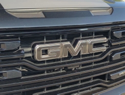 GMC Sierra 1500 AT4 4WD Crew Cab 147" 2025