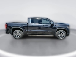 GMC Sierra 1500 Denali 4WD Crew Cab 147" 2026